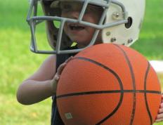 库里与80激战湖人分钟，比赛局势复杂胜负难料！C罗焦点对战观众掌声雷动